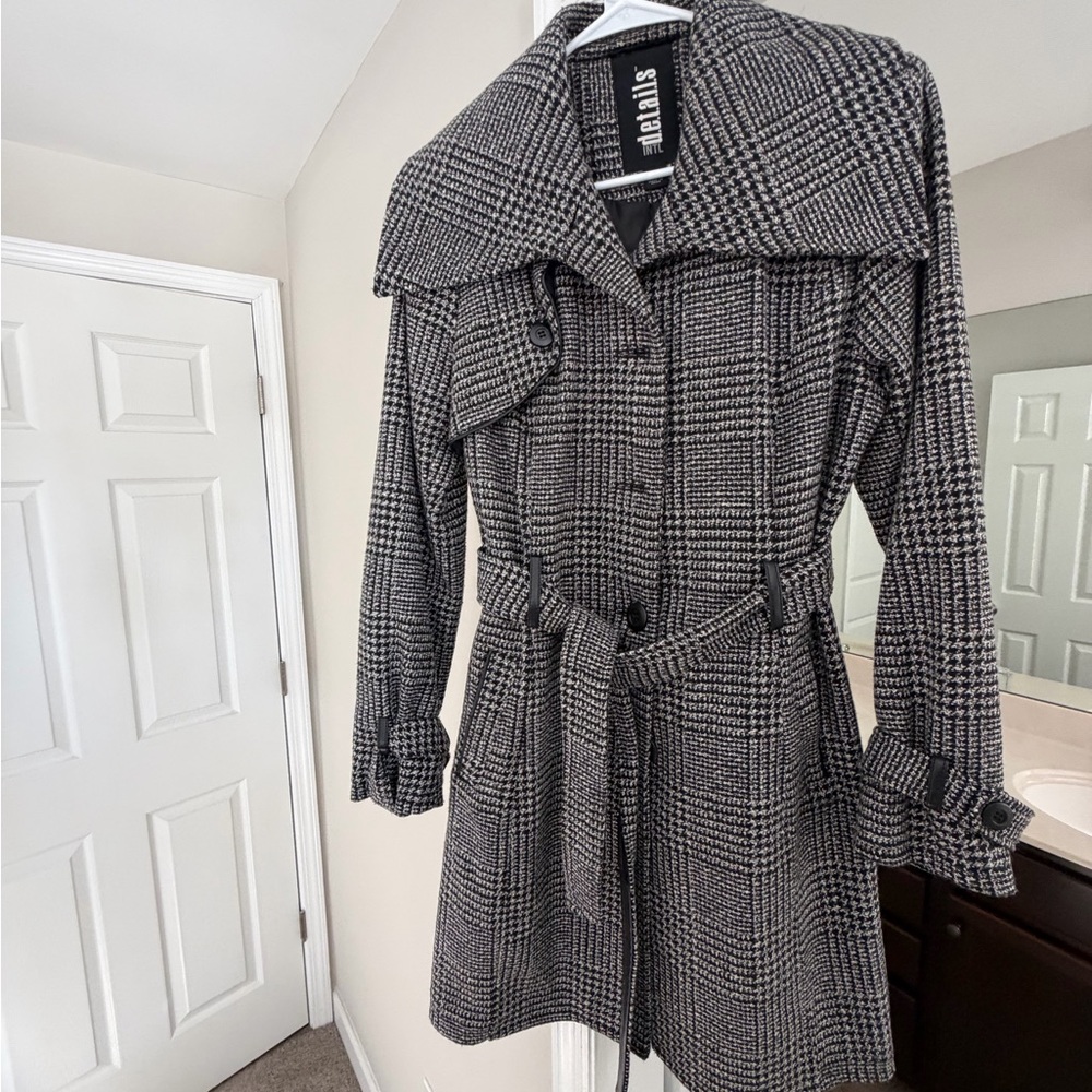HALARA Black and White Checkered Trench Coat